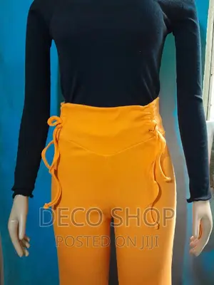 Photo - Top vs Pant Complete