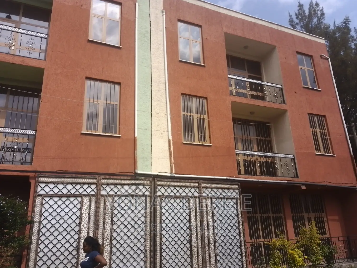 Furnished 15bdrm House in Fok, East Shewa for sale