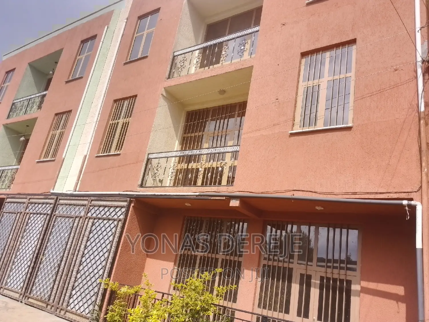 Furnished 15bdrm House in Fok, East Shewa for sale