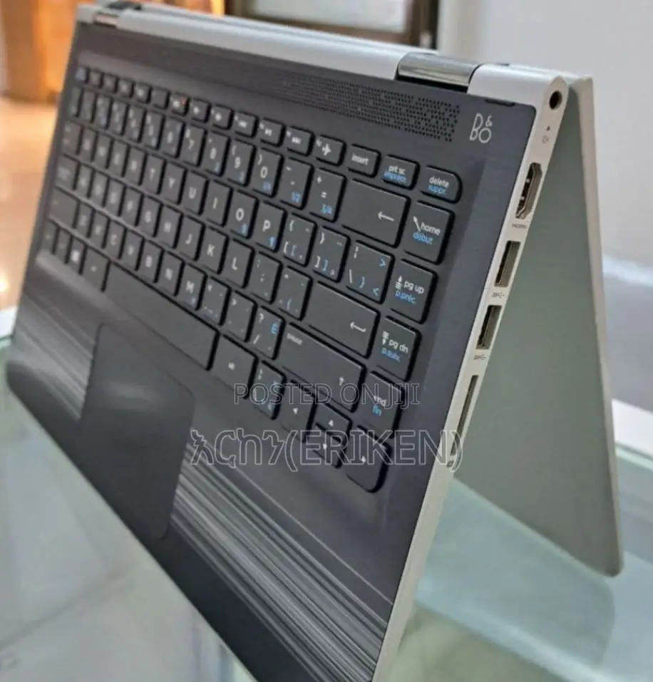 New Laptop HP Pavilion X360 8GB Intel Core I5 SSD 256GB