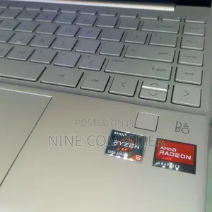 New Laptop HP Pavilion 13 8GB AMD Ryzen 5 SSD 512GB