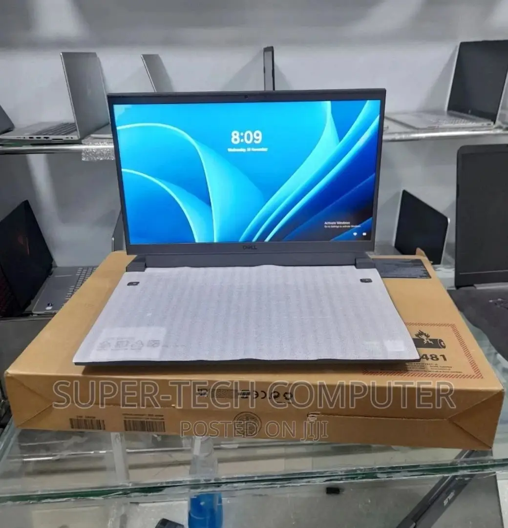 New Laptop Dell G15 5511 8GB Intel Core I5 SSD 512GB