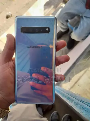 Samsung Galaxy S10 5G 256 GB Silver