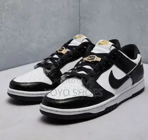 Nike Dunk Low