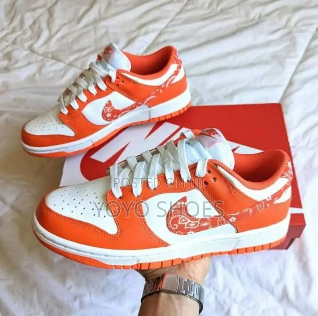 Nike Dunk Low