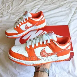 Nike Dunk Low
