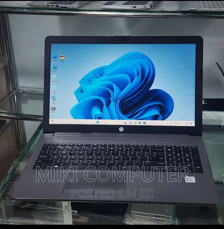 New Laptop HP Stream Notebook 8GB Intel Core I7 SSD 512GB