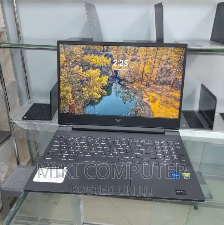 New Laptop HP Victus 16 16GB Intel Core I7 SSD 512GB