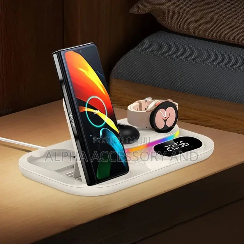 MOXOM 4 in 1 Multifunctional Wireless Charging Station