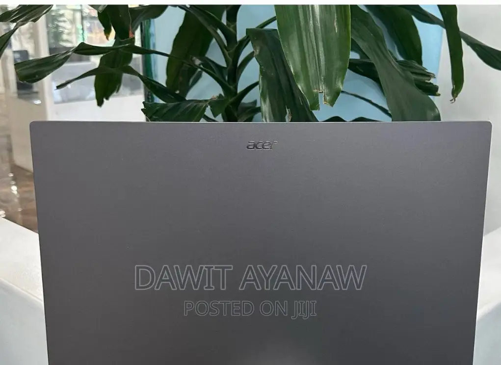 New Laptop Acer 8GB AMD Ryzen 5 SSD 512GB
