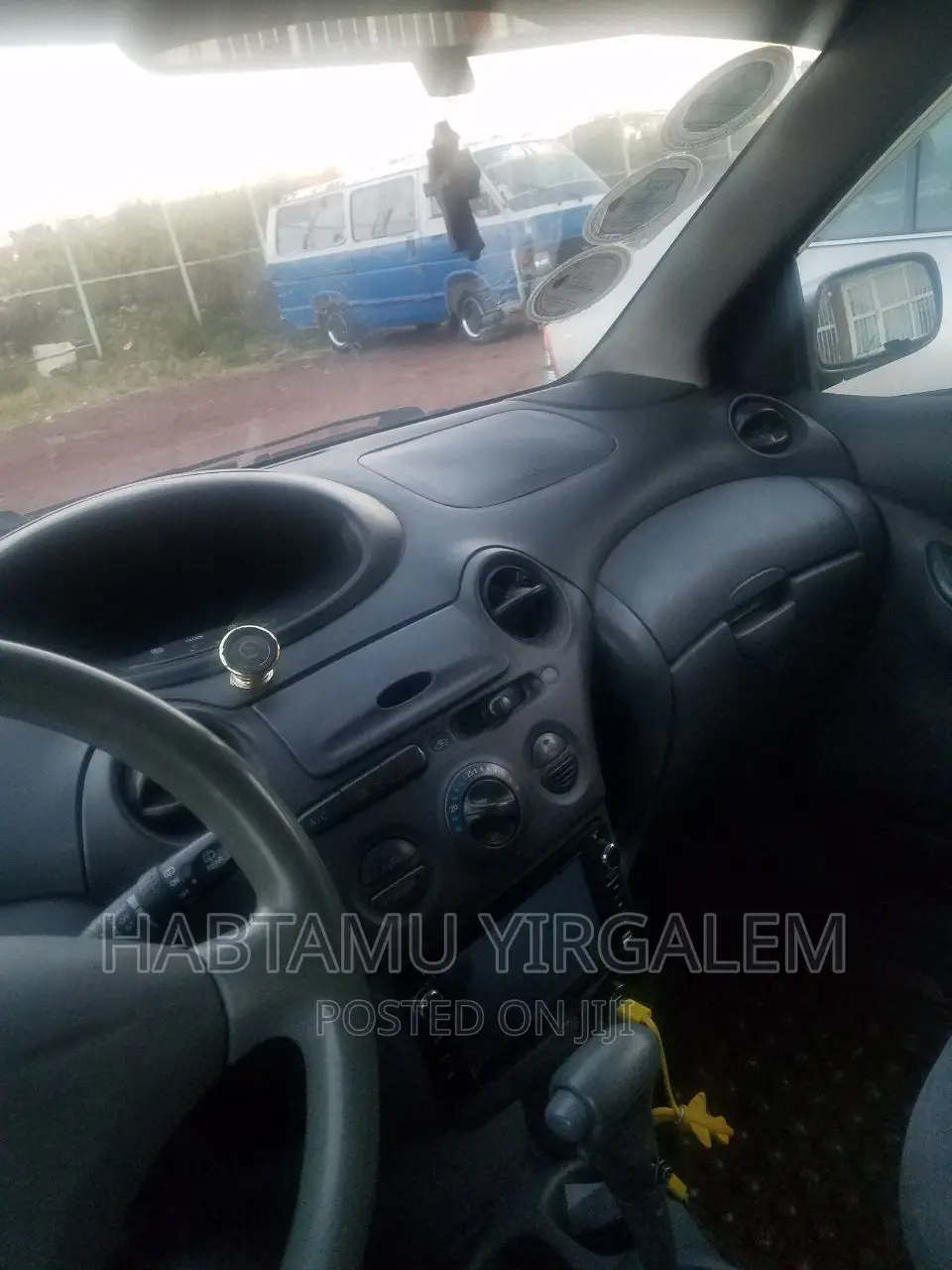 Toyota Vitz 2001 Gray