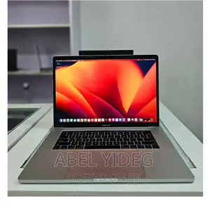 New Laptop Apple MacBook Pro 2019 32GB Intel Core I9 SSD 1T