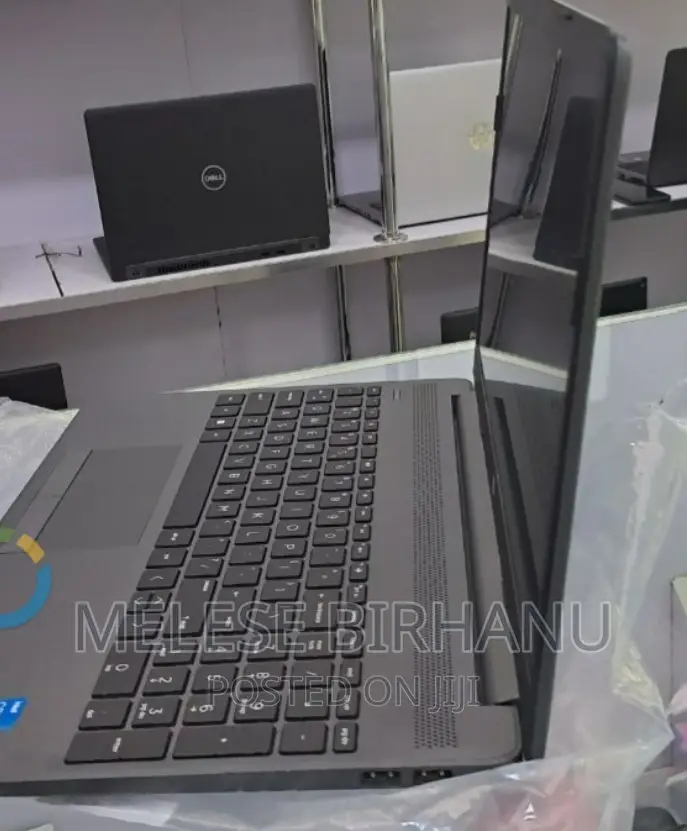 New Laptop HP Stream Notebook 4GB Intel Core i3 SSD 256GB