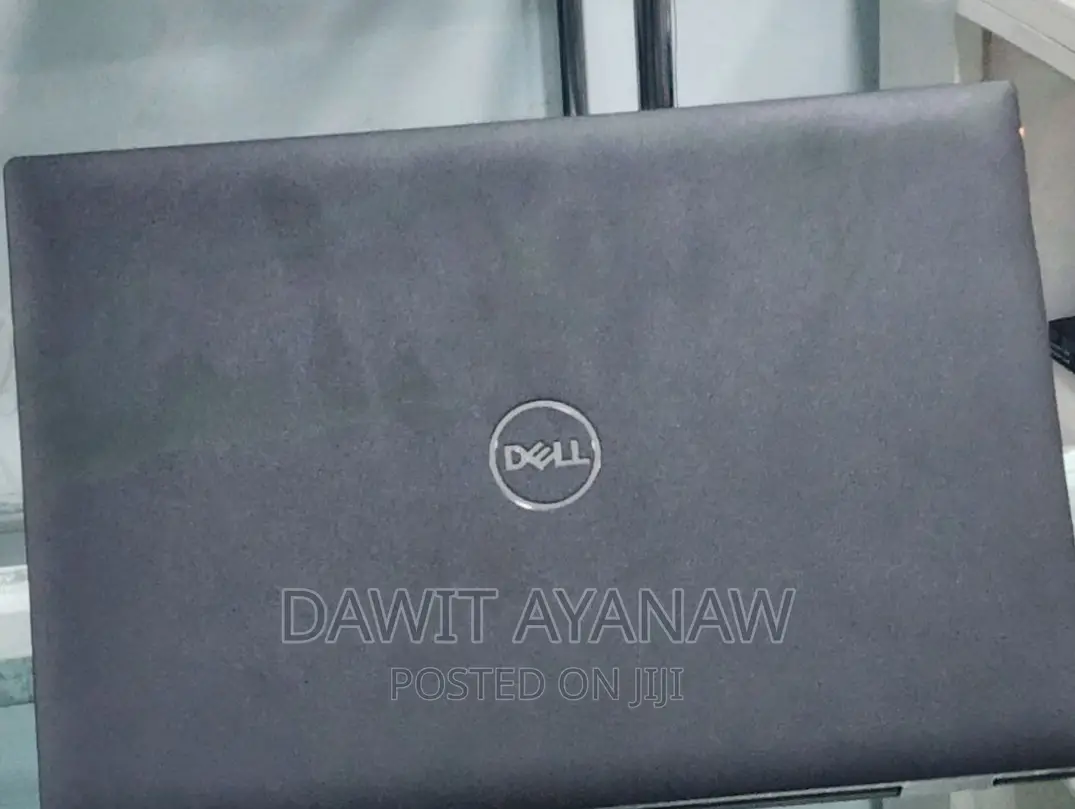New Laptop Dell 8GB Intel Core I7 SSD 1T