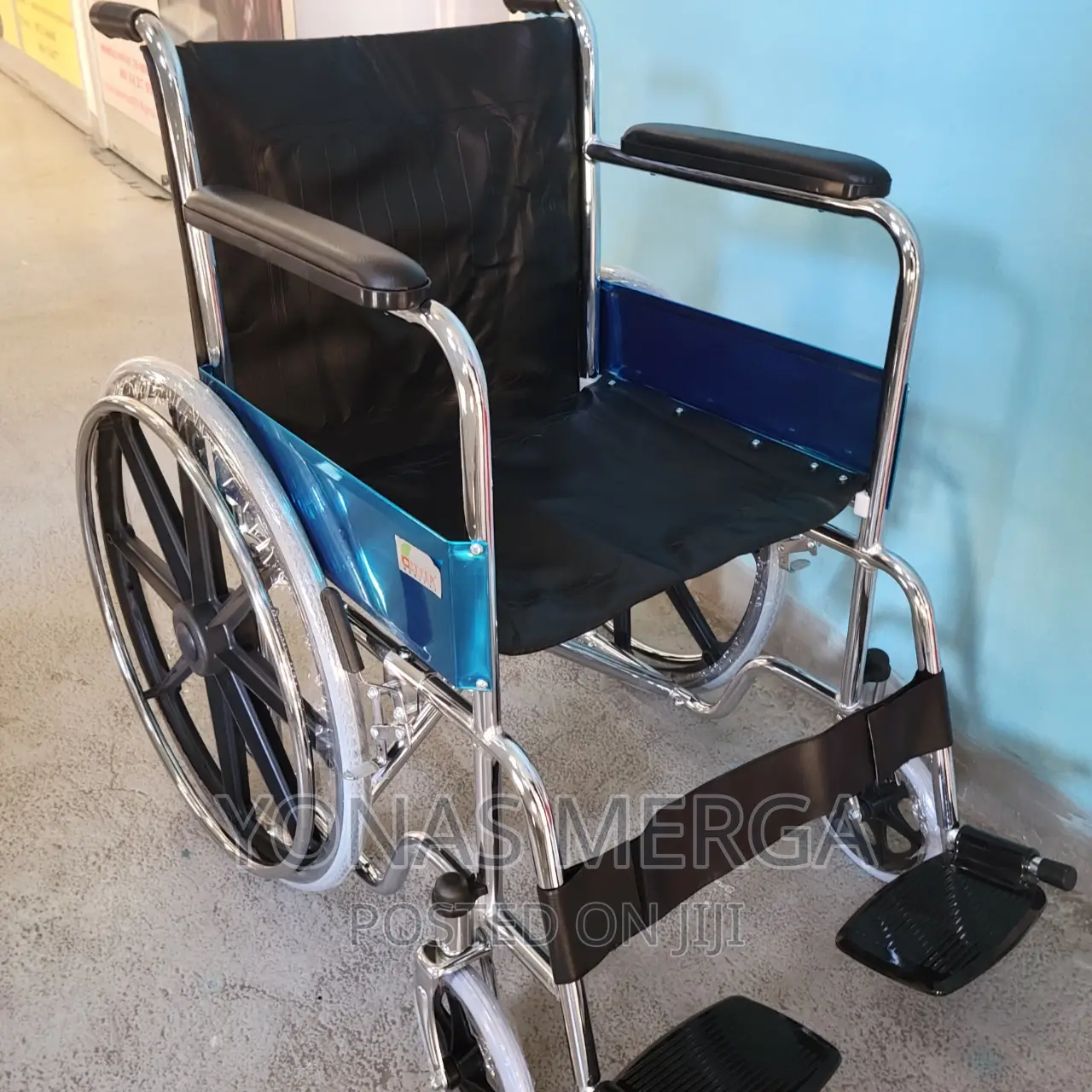 Medilite: Aluminium Lightweight Medical Care Wheelchair"