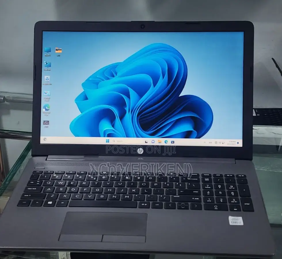 New Laptop HP Stream Notebook 8GB Intel Core I7 SSD 512GB