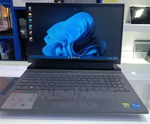 New Laptop Dell G15 5511 16GB Intel Core i7 SSD 1T