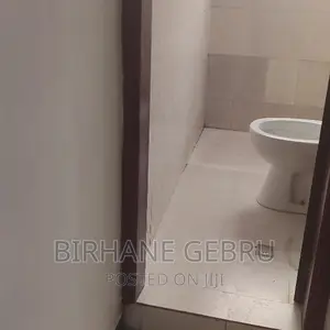 3bdrm Apartment in Apartiment, Bole for rent