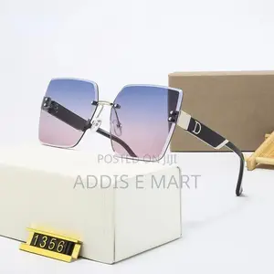 Photo - High Branded Sunglasses