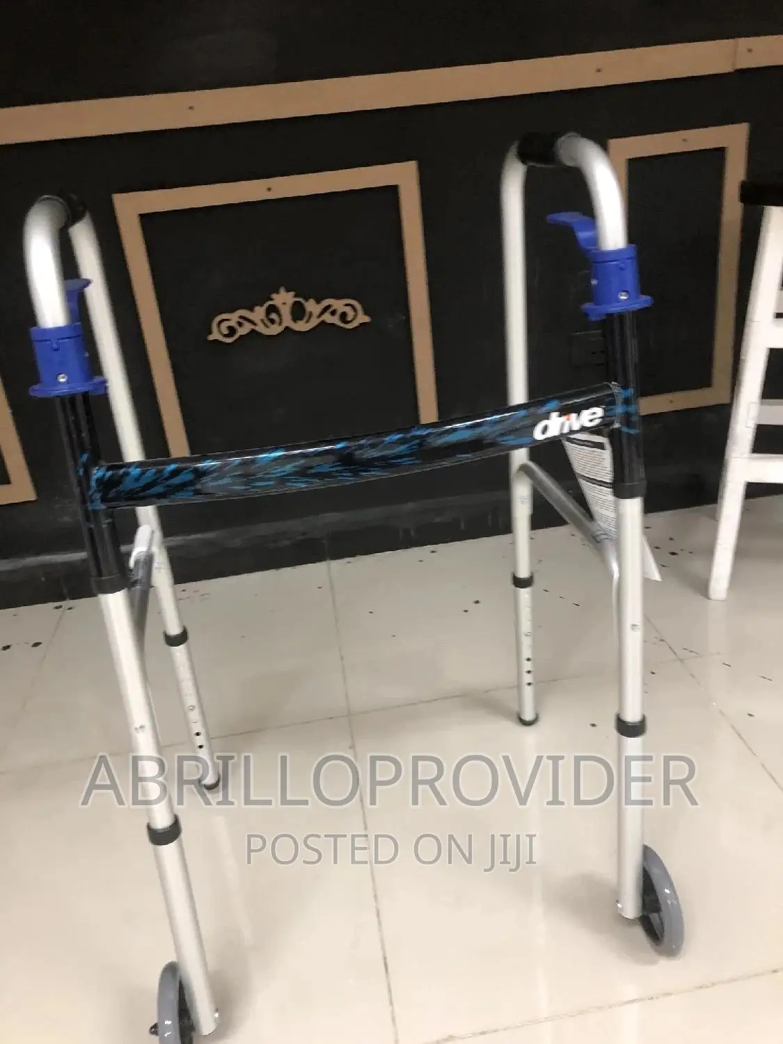 Walkers/Walking Aid-Walker:Walker/Walker:Walker*Walker-Walkr