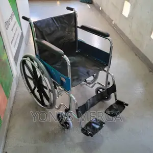 Wheelchair/Wheelchair/Titan:The Ultimate Durable Wheelchair
