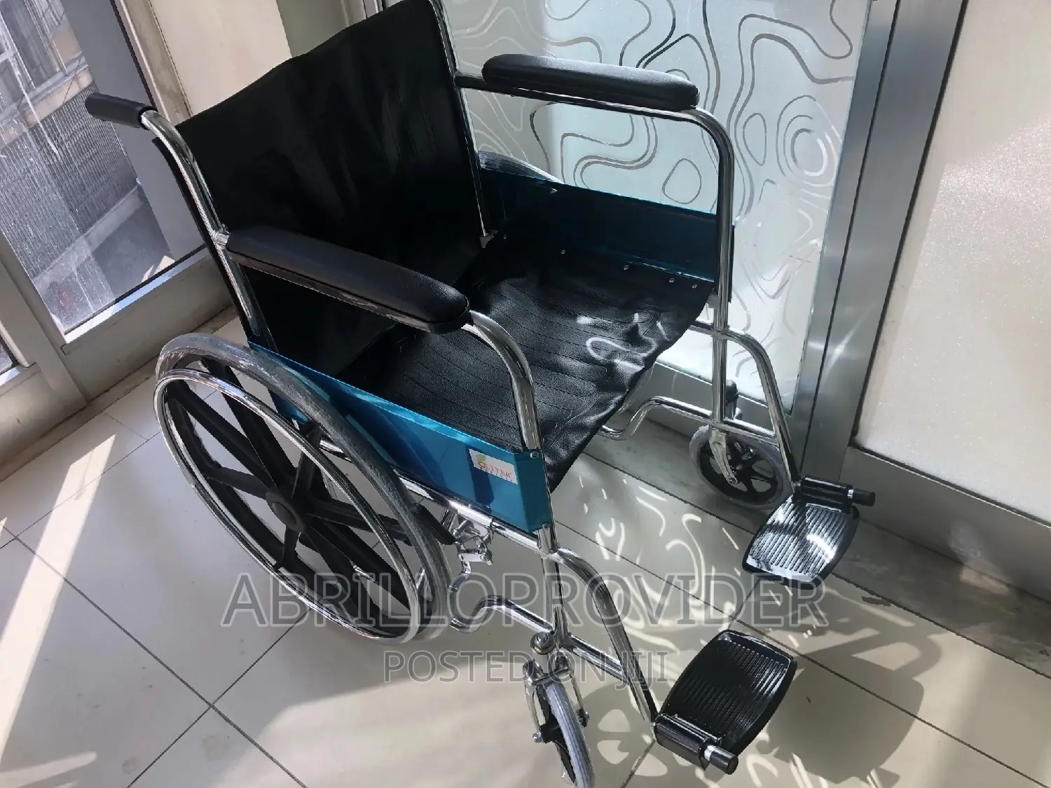 Standard Wheelchair Chrome Wheelchair/Wheelchair/Wheelchair