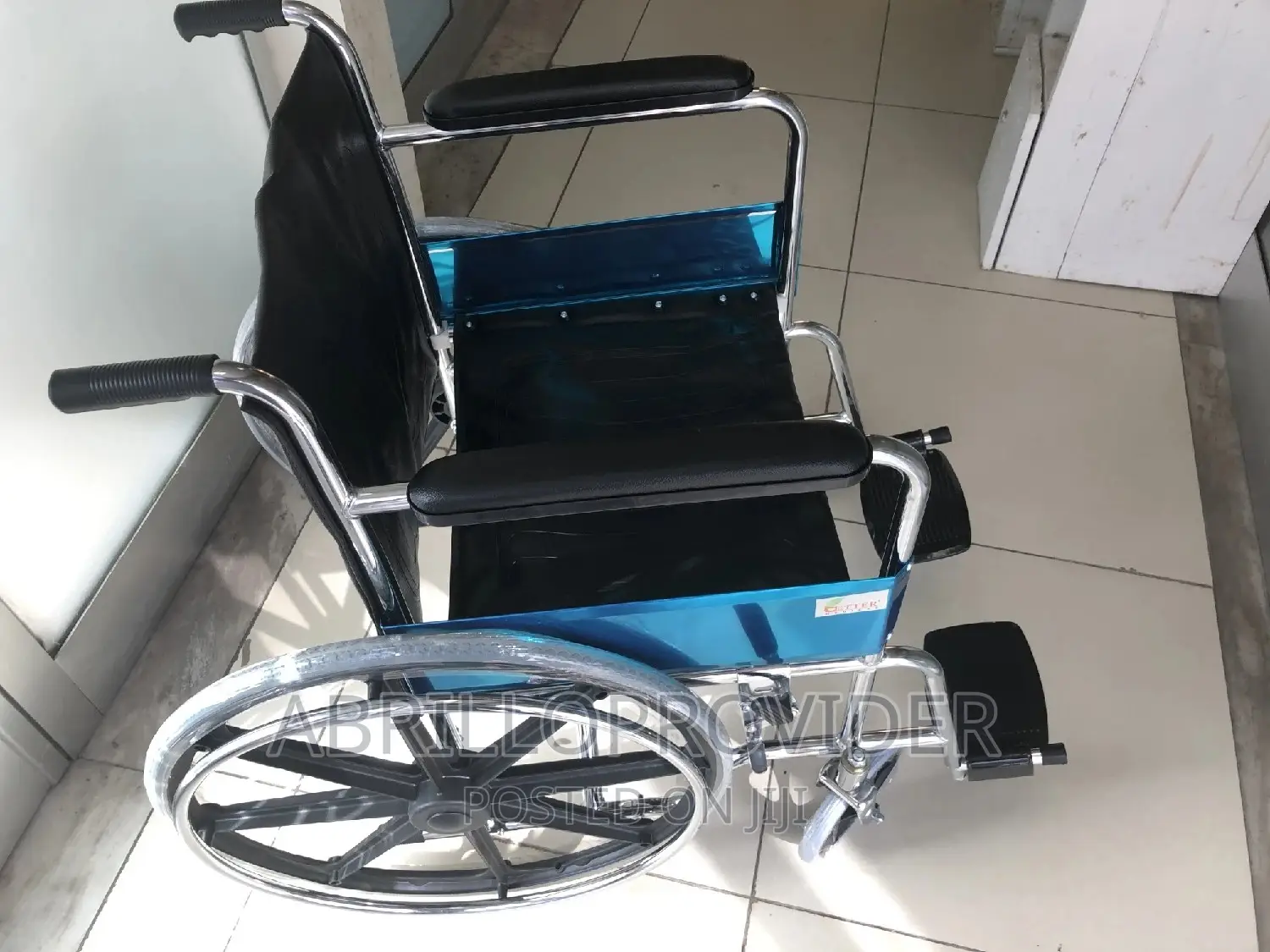 Lightweight
Wheelchair/Wheelchair~Wheelchair~Wheelchair