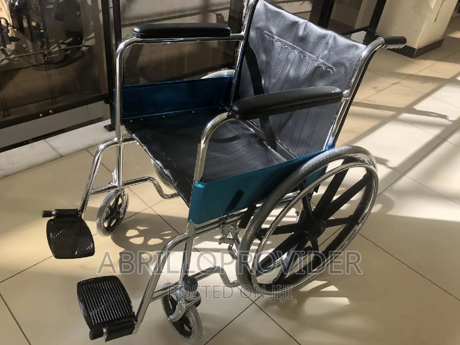 Adult Standard Wheelchair:Wheelchair/Wheelchair:Wheelchair//