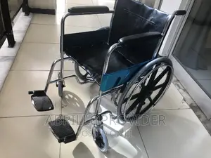 Wheelchair Heavy Duty~Wheelchair/Wheelchair:Wheelchair
