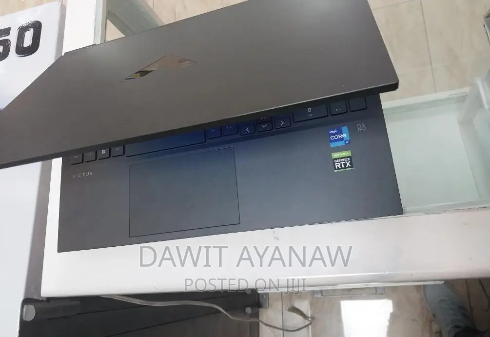 New Laptop HP 16GB Intel Core I7 SSD 512GB