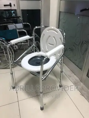 Photo - Commode Chair:Commode Chair:Toilet Chair:Toilet Seat.