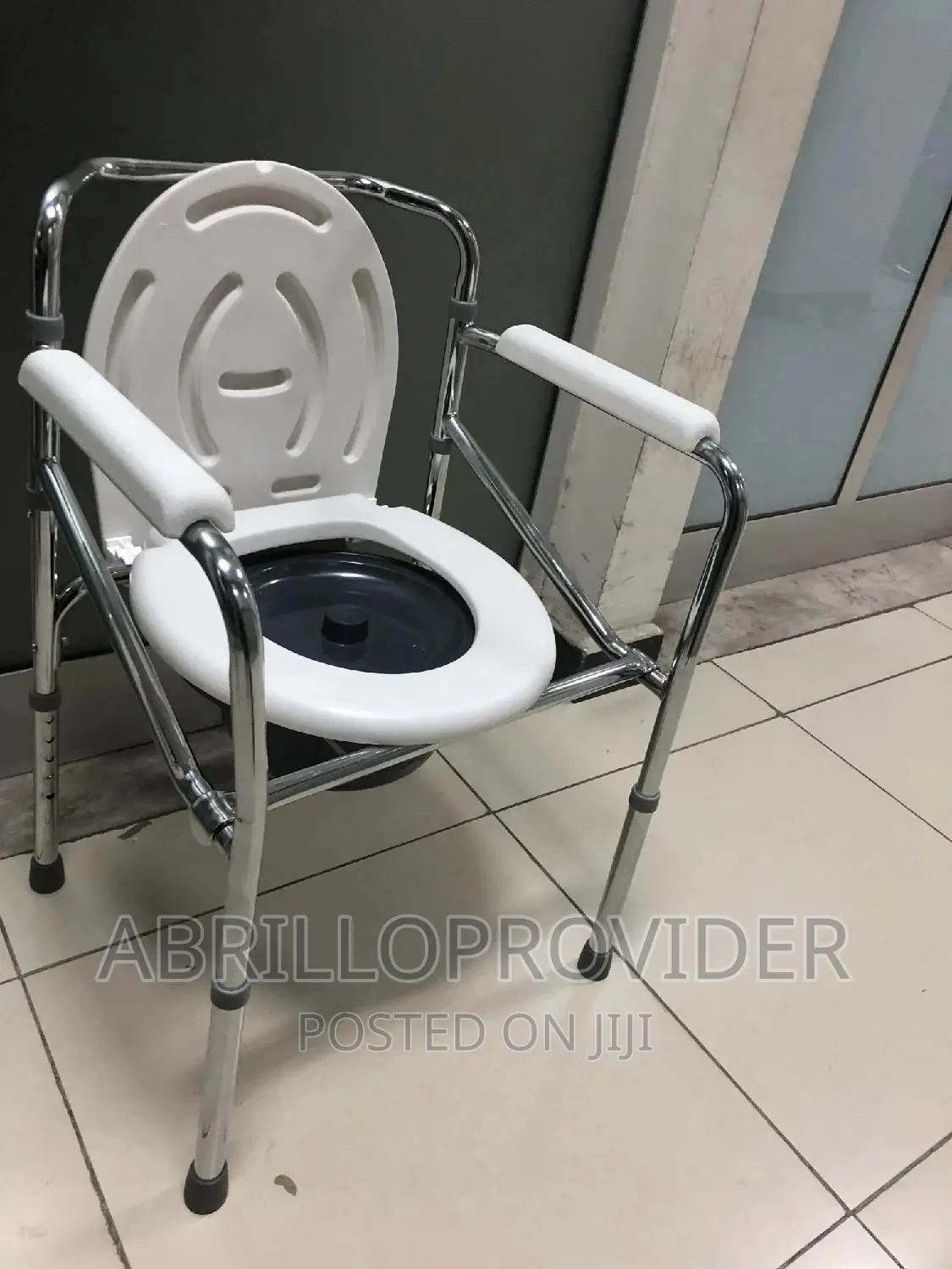 Commode Chair:Commode Chair:Toilet Chair:Toilet Seat.