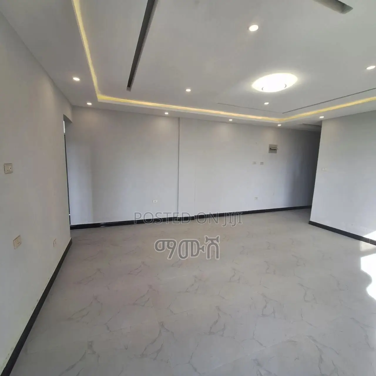 Furnished 3bdrm Condo in Ayat, Bole for sale