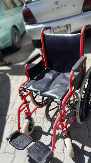 እጅግ ጠንካራ በመጠኑ ያገለገለ ዌልቸር Wheelcahir~Wheelchair~Wheelchair~