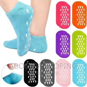 Photo - Soft Moisturizing Gel Socks Foot Care