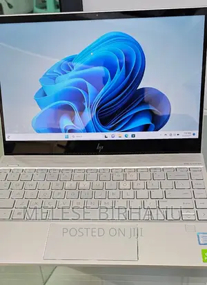 New Laptop HP 8GB Intel Core I7 SSD 512GB