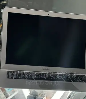 Photo - New Laptop Apple MacBook Air 2017 8GB Intel Core I5 SSD 128GB