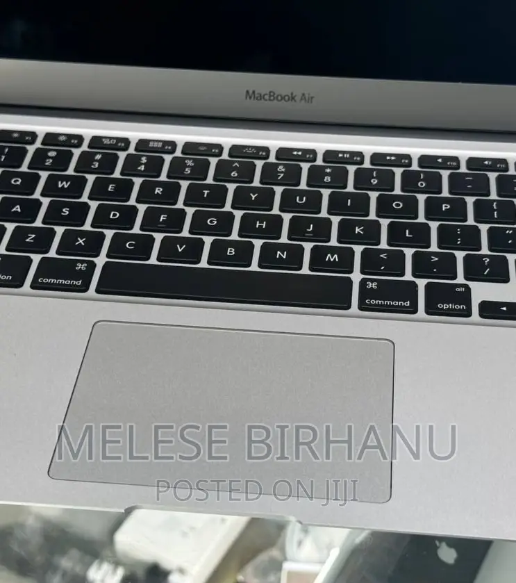 New Laptop Apple MacBook Air 2017 8GB Intel Core I5 SSD 128GB