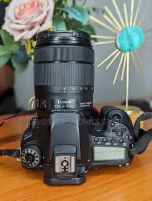 Canon Eos 80d DSLR Camera With 18-135mm Usm Lens