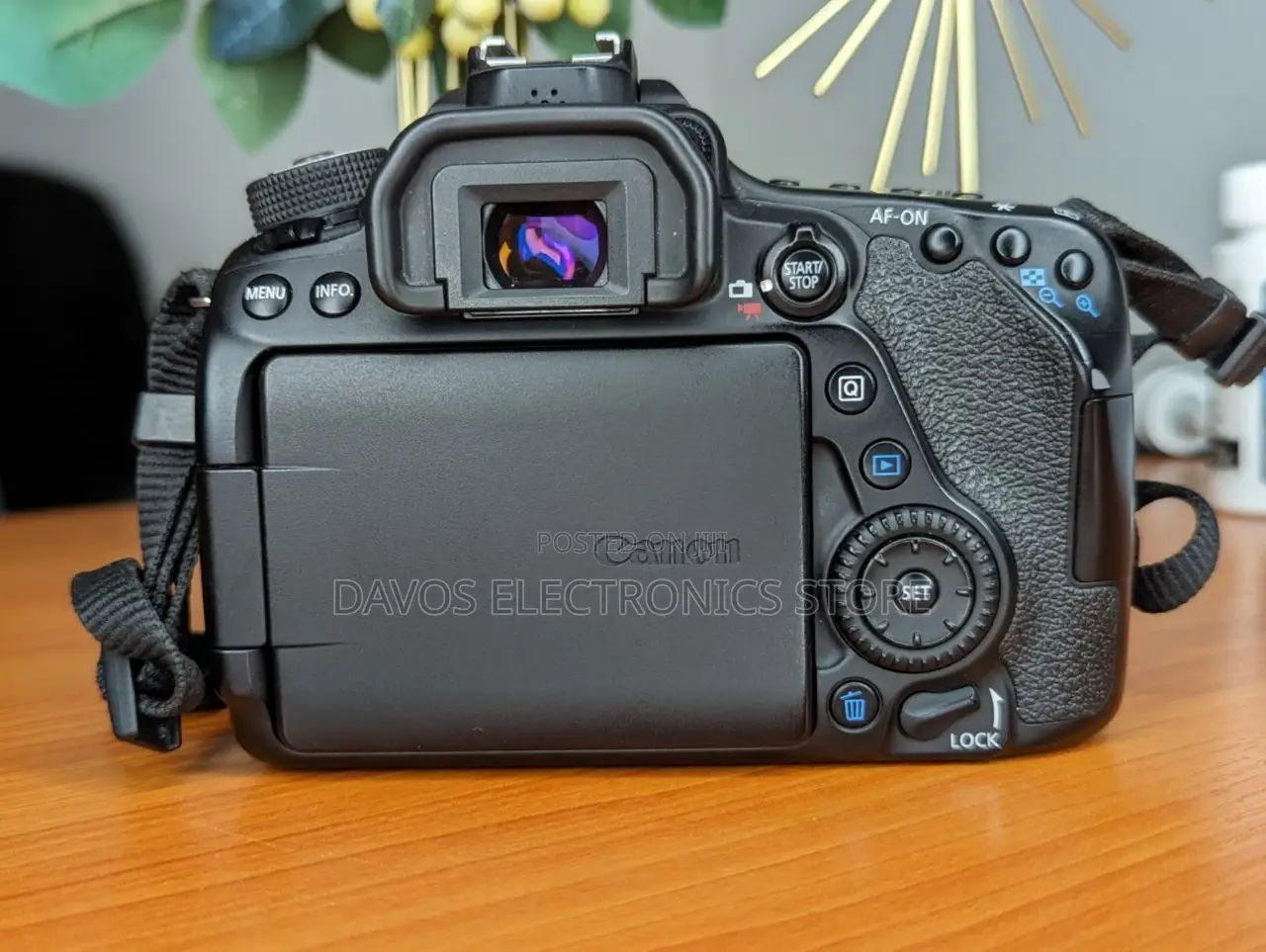 Canon Eos 80d DSLR Camera With 18-135mm Usm Lens