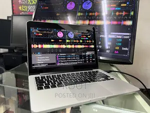 Photo - Laptop Apple MacBook Pro 2015 16GB Intel Core I7 SSD 500GB