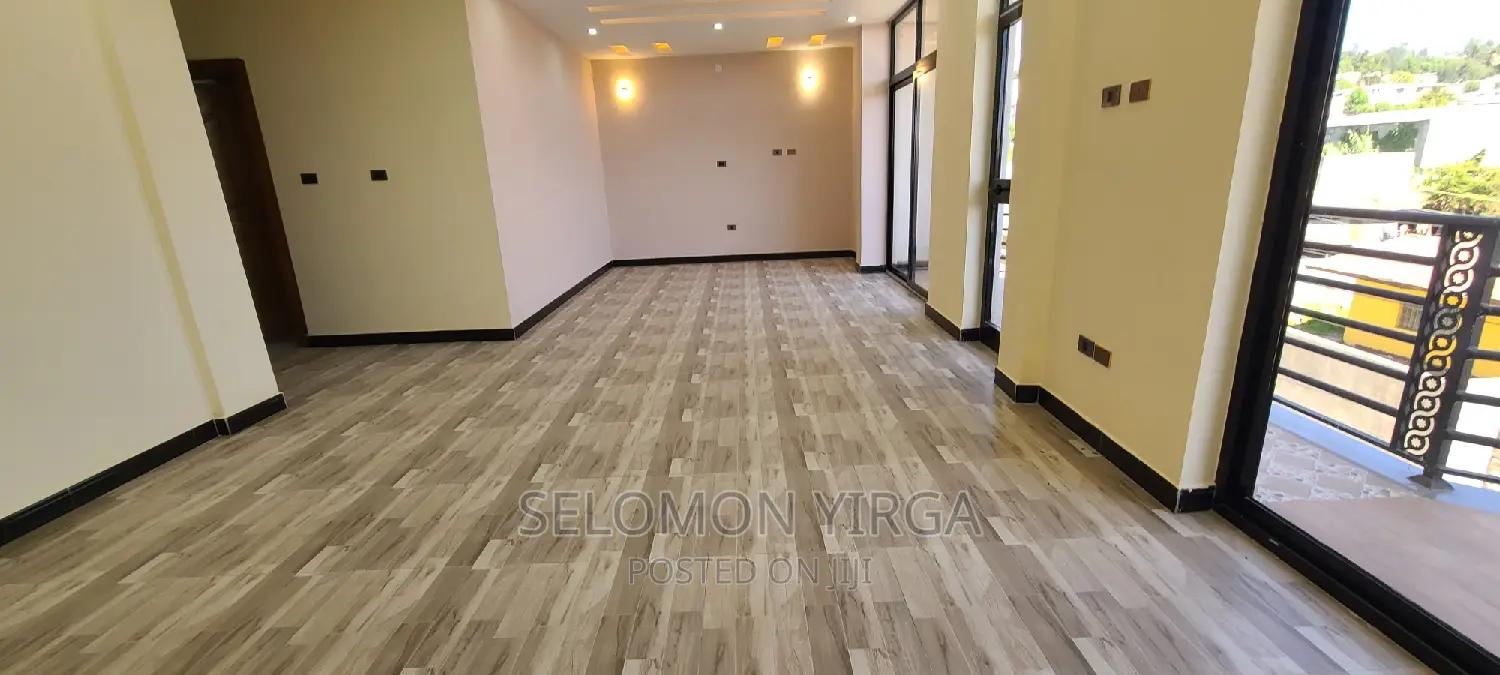 4bdrm Apartment in አድስ አበባ, Yeka for rent