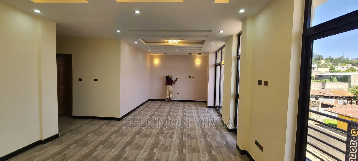 4bdrm Apartment in አድስ አበባ, Yeka for rent