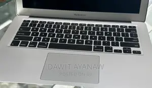 New Laptop Apple MacBook Air 2017 8GB Intel Core I5 SSD 128GB