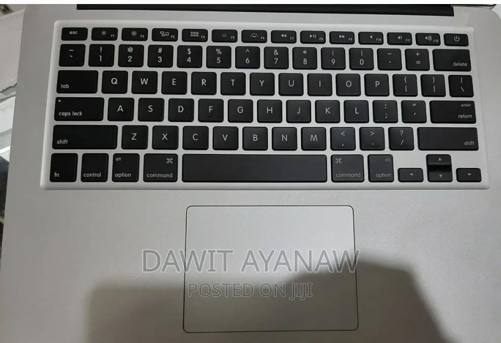 New Laptop Apple MacBook Pro 2012 4GB Intel Core I5 SSD 128GB