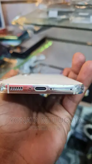 New Samsung Galaxy S23 128 GB White