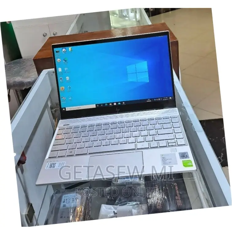 New Laptop HP Envy 15 8GB Intel Core I5 SSD 512GB