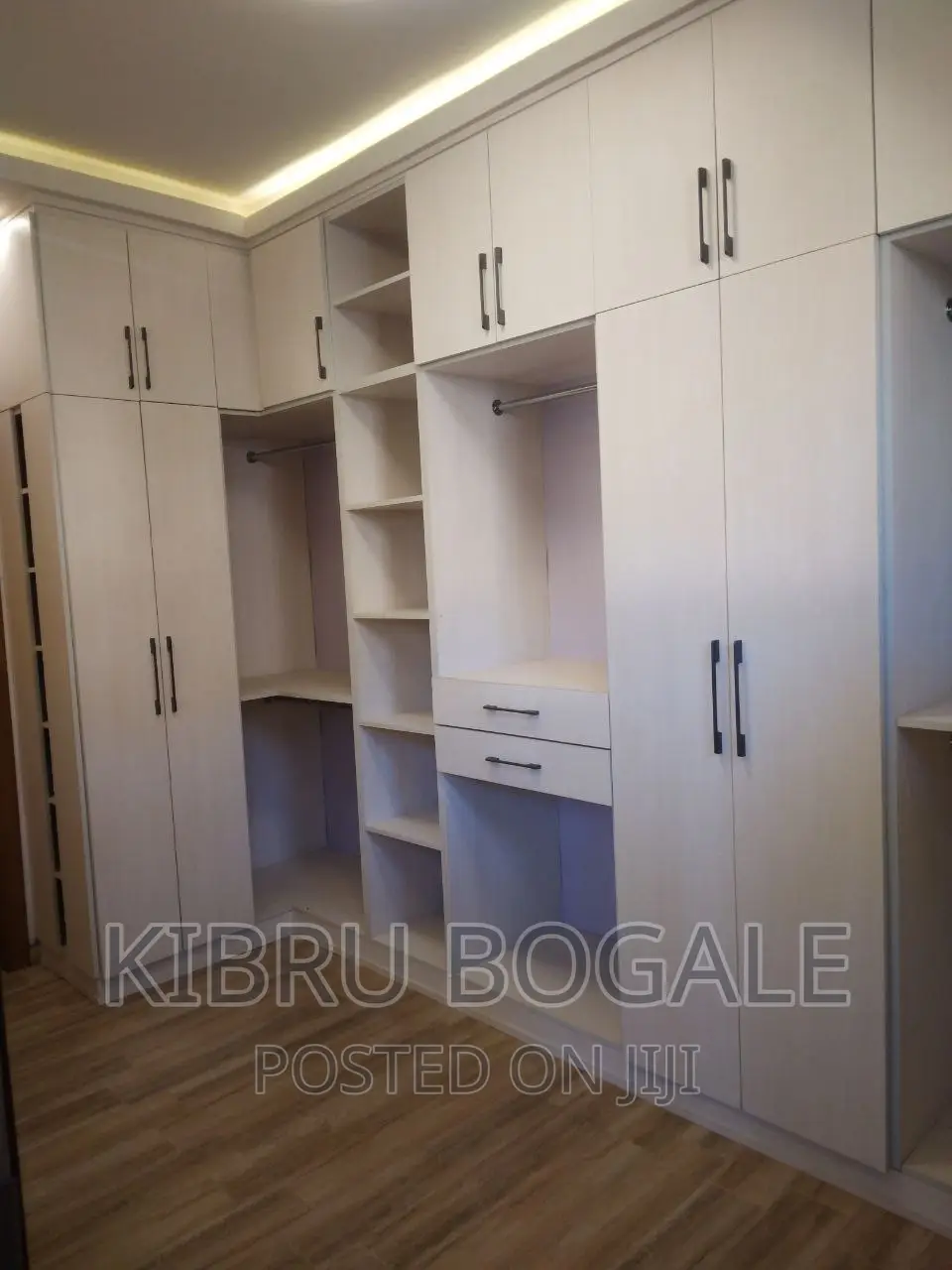 6bdrm House in Bole Bulbula for sale