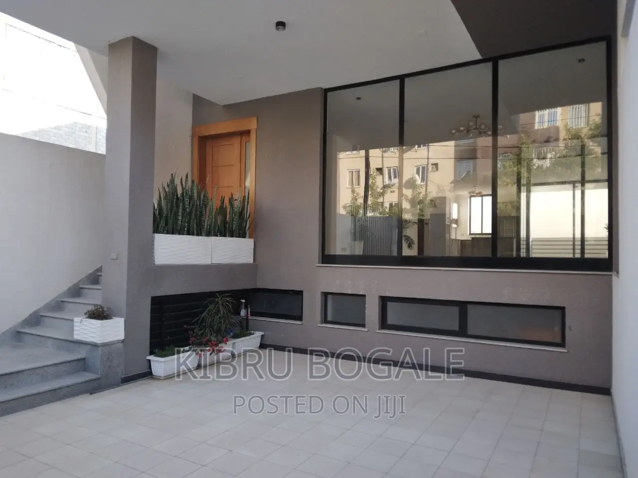 6bdrm House in Bole Bulbula for sale