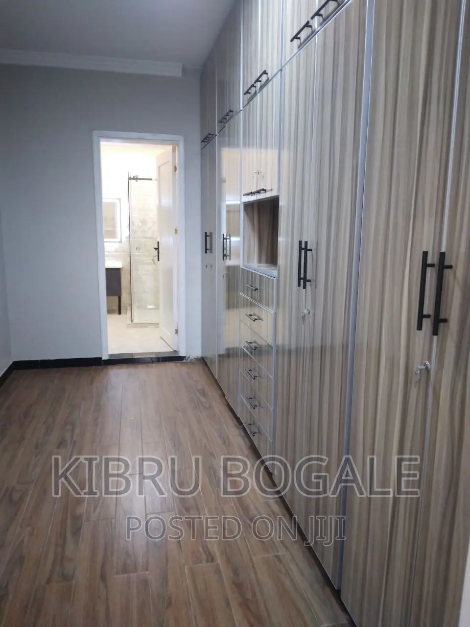 9bdrm House in Bole Bulbula for sale